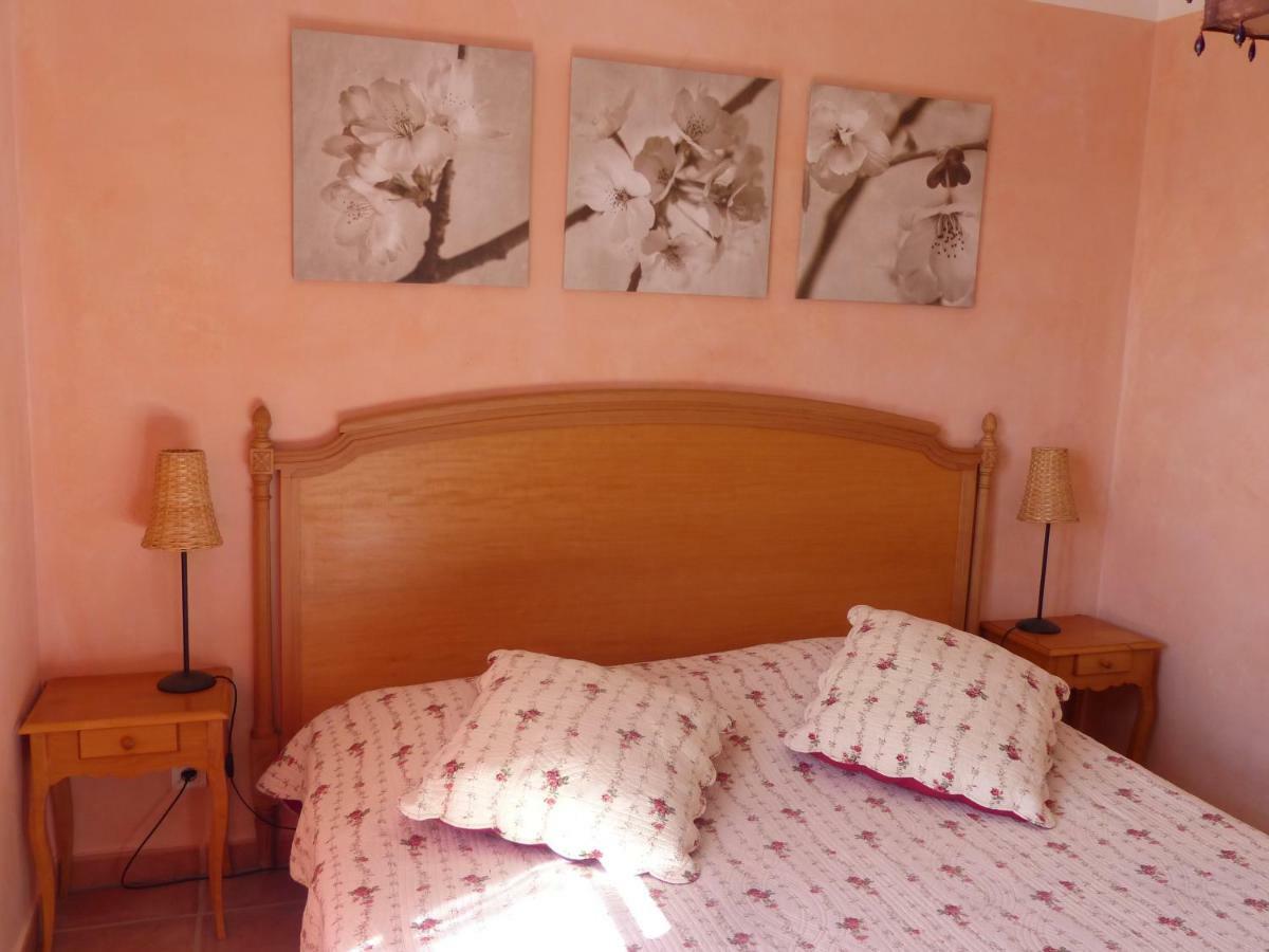 La Ferme Du Petit Segries Bed And Breakfast Moustiers-Sainte-Marie Exteriér fotografie